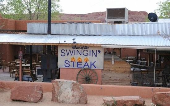 Mexican Hat Lodge Exterior photo