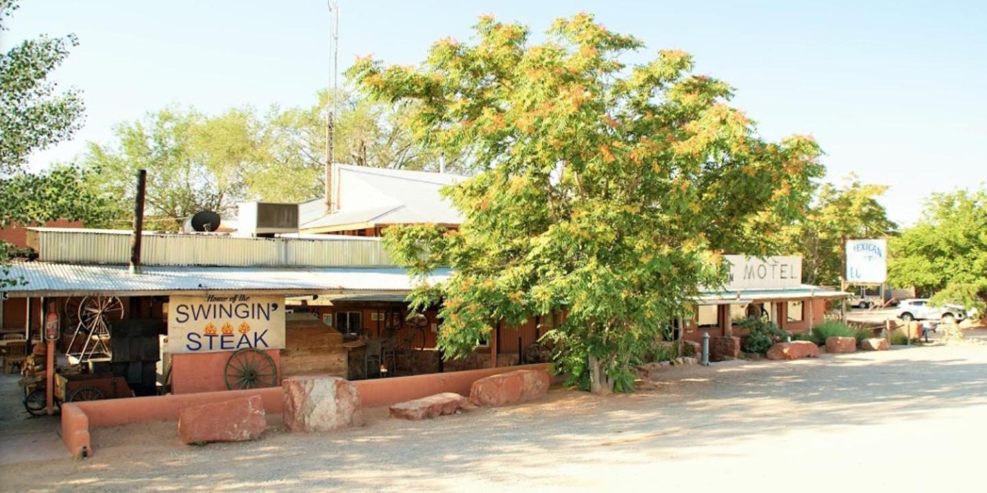 Mexican Hat Lodge Exterior photo