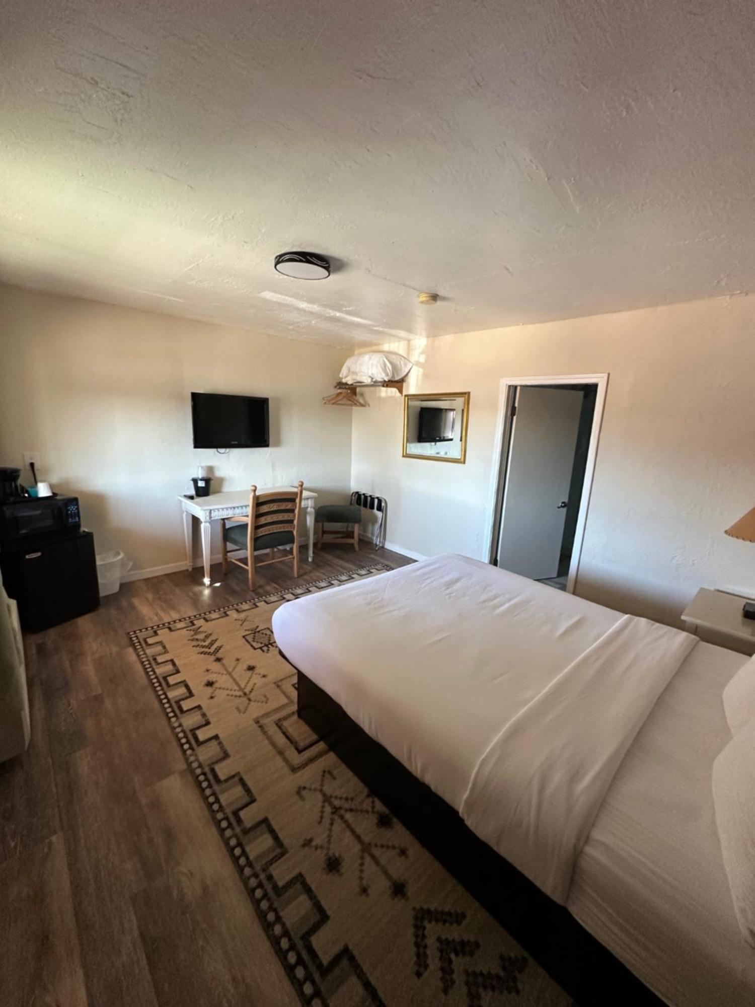Mexican Hat Lodge Exterior photo